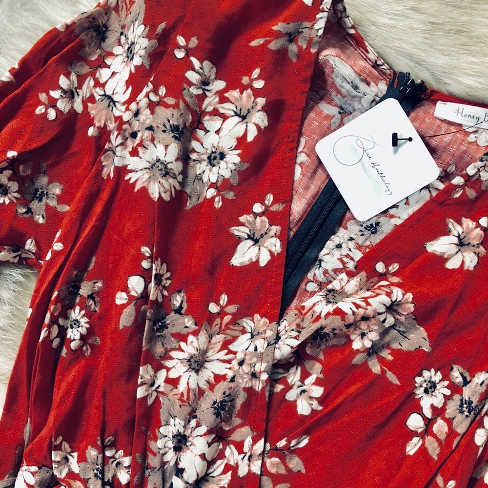 🌿 CLEARANCE 🌿 Rust Floral Playsuit Romper 🌿 - Picture 3 of 8